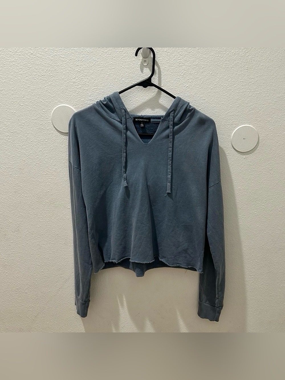 Beyond Yoga Hey Chambray Cropped Hoodie